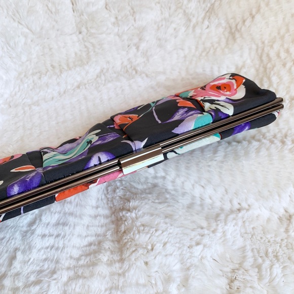 Express Clutch - Picture 3 of 4